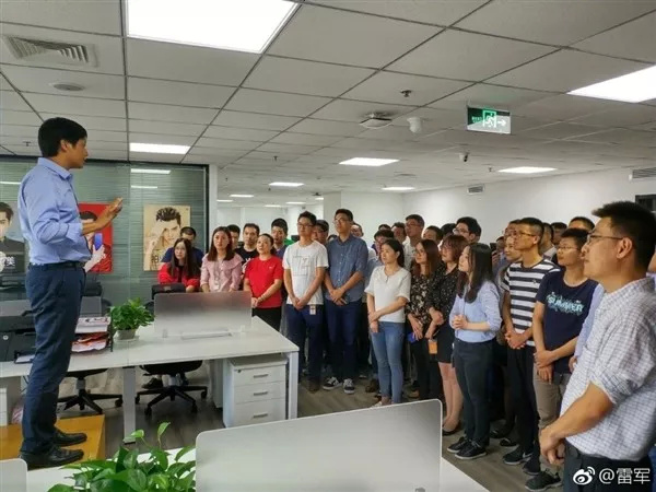 小米香港上市造就多少富翁,小米上市后能成大公司吗