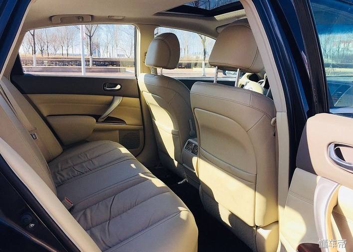 5万到8万二手车天籁,10年左右的日产天籁价格