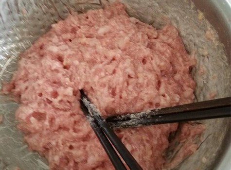 蟹粉狮子头采用了什么的做法,蟹粉狮子头怎么做好看