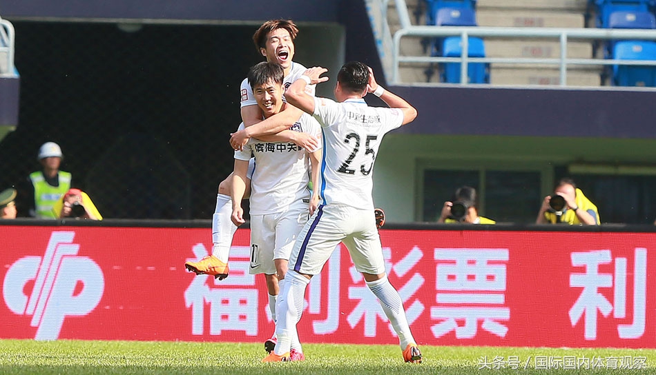 天津泰达也有两辆“小摩托”边路悍将状态爆棚已具备国脚水准