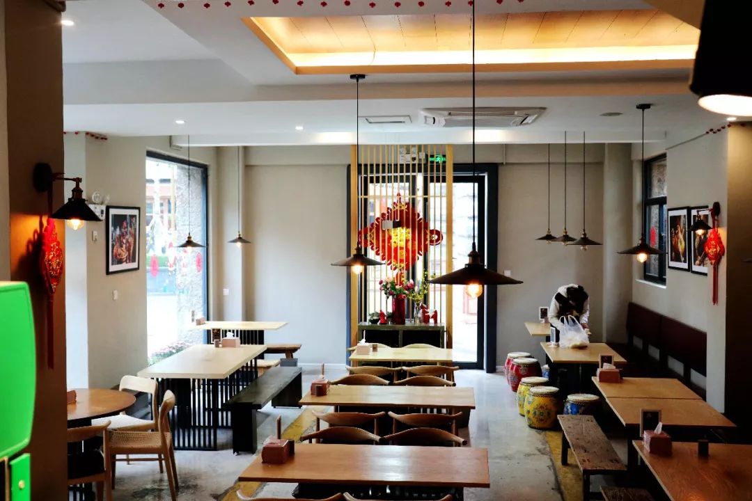 川菜爱好者的天堂斗鸡饭场伙，开业仅4个月成丽江新晋打卡圣地！