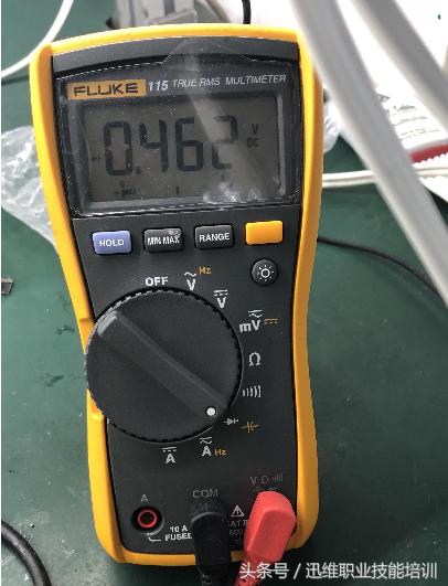 苹果手机不断重启刷机有用吗,iphone不停自动重启刷机失败