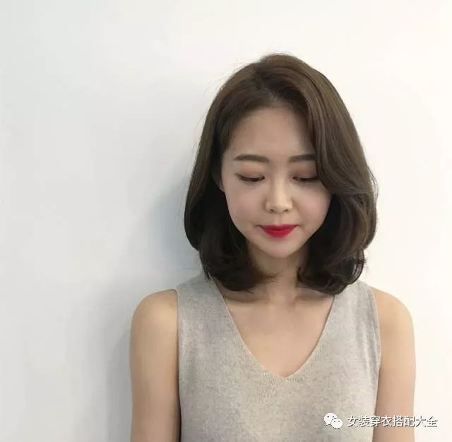 圆脸女生剪短发好看么,圆脸女生好打理的短发发型