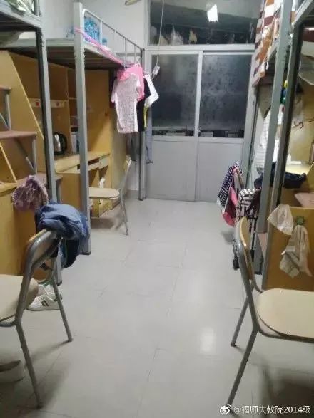 晒一晒你的大学宿舍,大学最好的双人宿舍