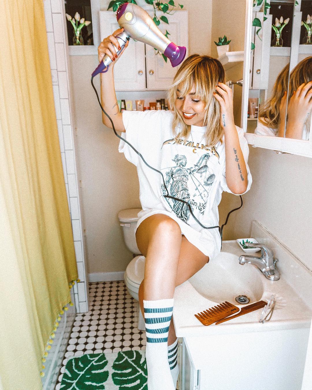 各种身材女性打底裤搭配,美式超短裤怎么搭配上衣女