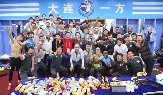 大连胜利视频,大连比赛胜利欢呼场面