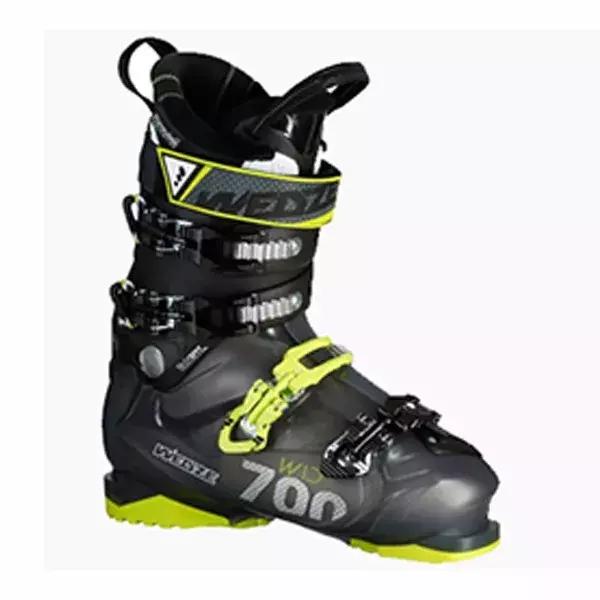 如何选择适合自己的滑雪装备,滑雪要带什么装备