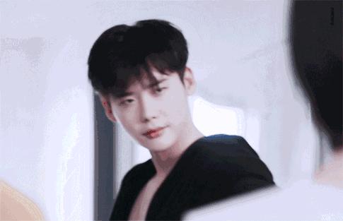 不脱妆不暗沉的粉饼,24小时不脱妆不卡粉的粉饼