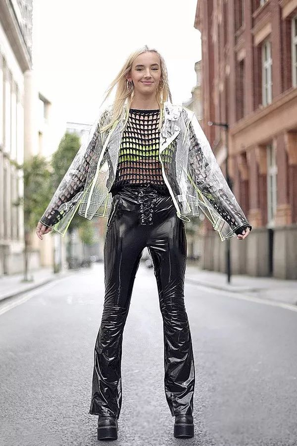 pvc双肩背包,pvc背包比真皮耐用吗