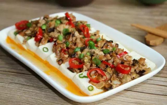 菏泽大厨拿手菜现炒自然鲜,大厨一人一天一道拿手菜