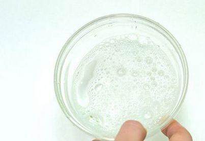 家里的花又招虫了？学会这一招，杀虫药不用买！