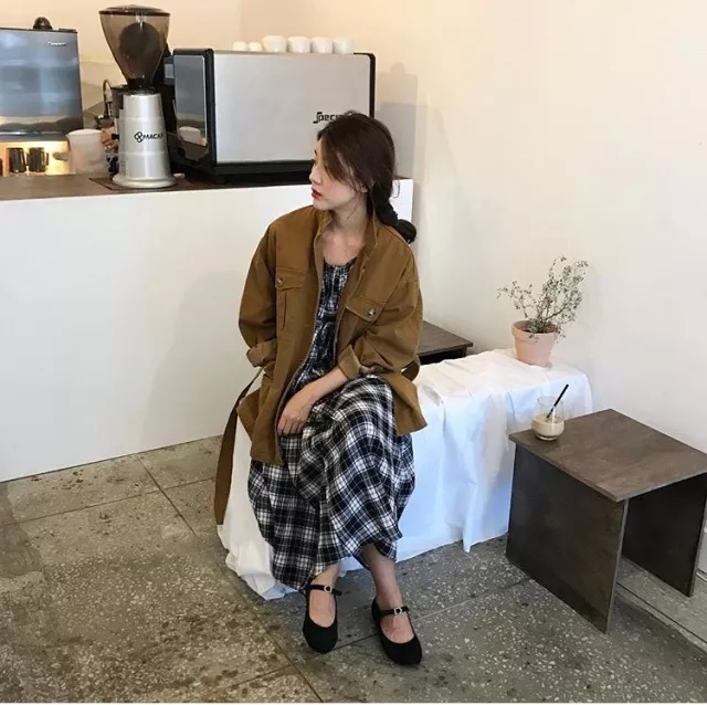 格纹元素撑起时尚,细格纹配条纹