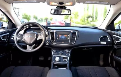 克莱斯勒200c尺寸,克莱斯勒200c上市价格