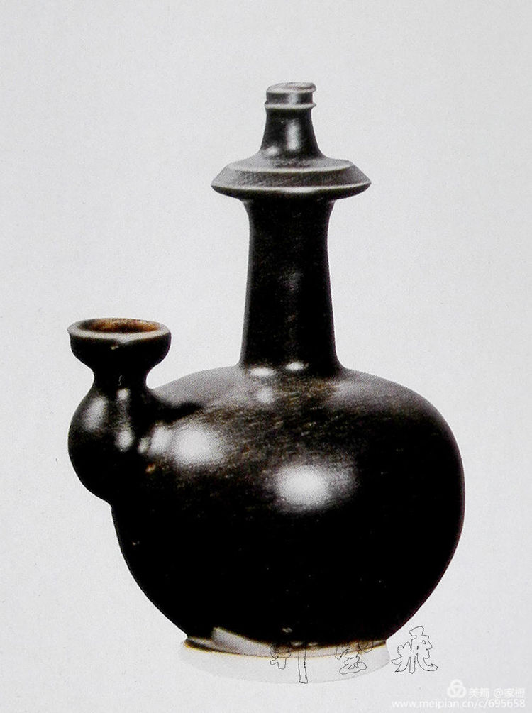 沙家櫪浅谈净瓶的流行与演变