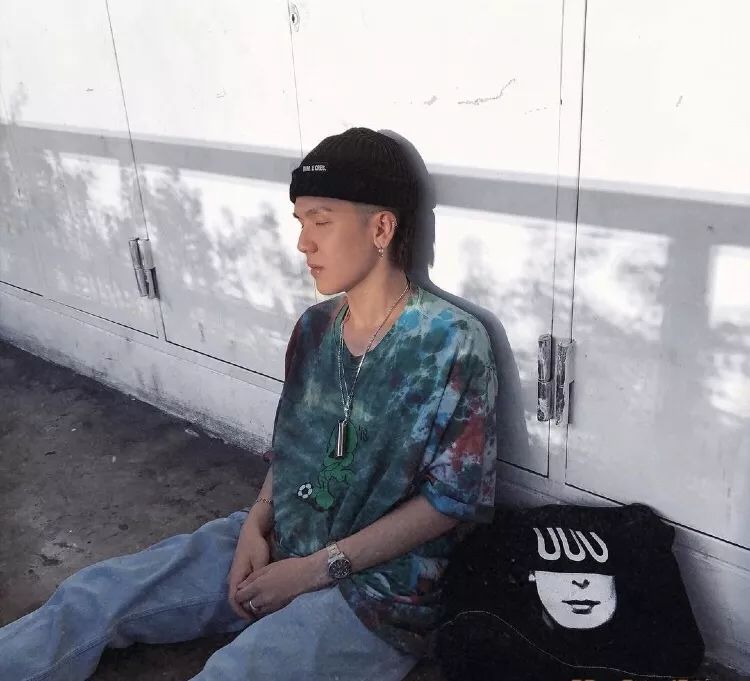 余文乐教你穿搭技巧,余文乐的穿搭风格搭配表