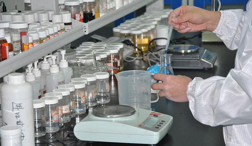 哪些护肤品是纯天然和纯植物,纯天然植物护肤品不含酒精