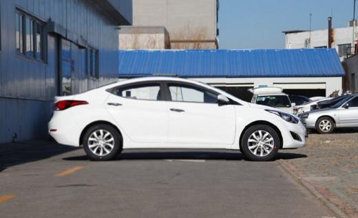 朗动1.6自动和凌派1.8哪个油耗低,朗动是省油车型吗