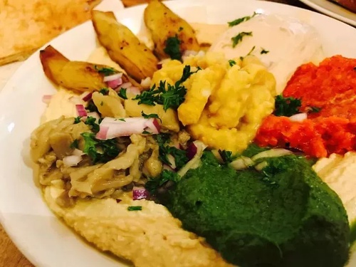 除了烤猪脏鸭餐，巴厘岛哪里还有其它美食？