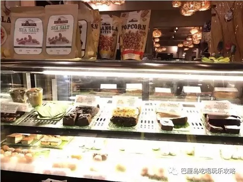 除了烤猪脏鸭餐，巴厘岛哪里还有其它美食？