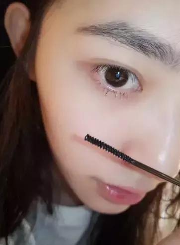 林允万元面霜,林允用11元化妆品