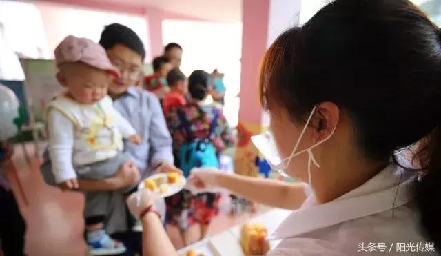 萌翻德阳！爱兒堡德阳市第二届宝宝爬行大赛火热开赛啦！