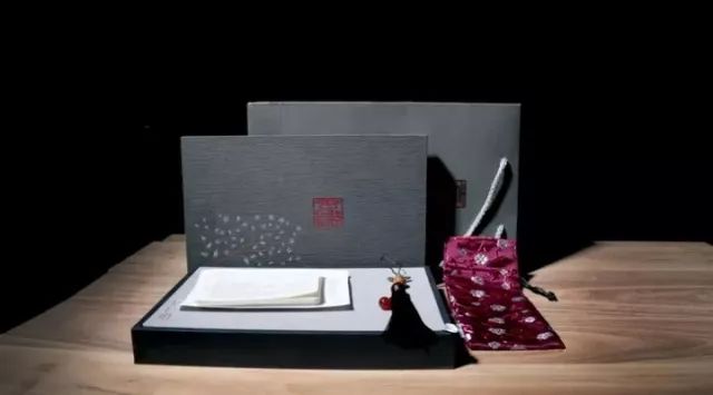 滋养头发的梳子,一把好梳子陪你一辈子