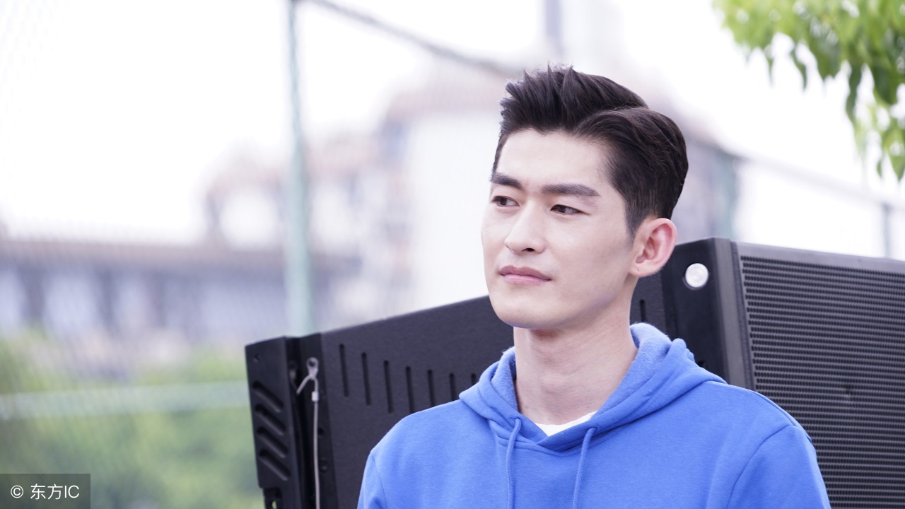 韩东君和鹿晗谁大,韩东君鹿晗谁大