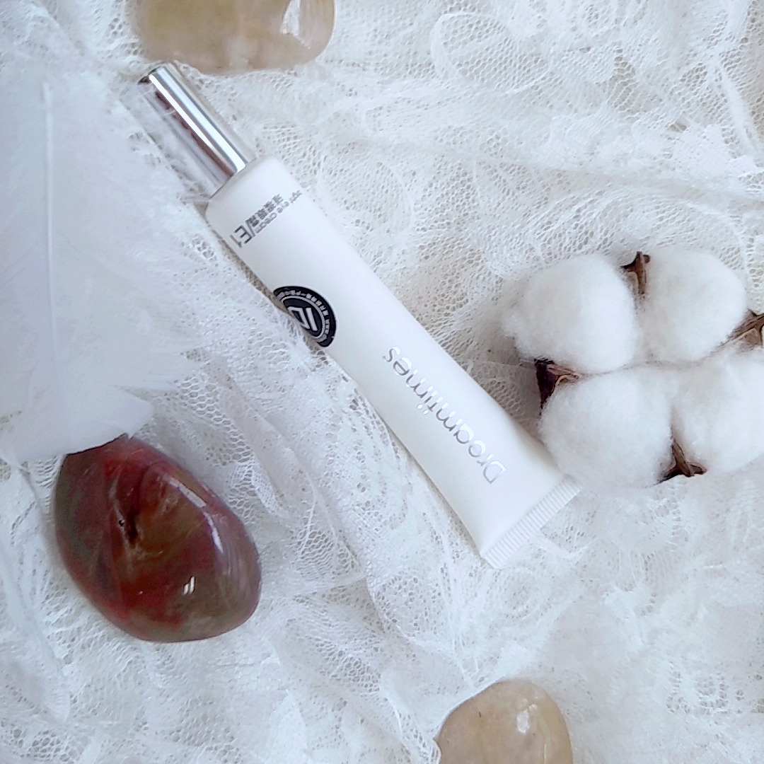 眼霜哪个牌子好用不显老,眼霜哪个牌子比较好用一些