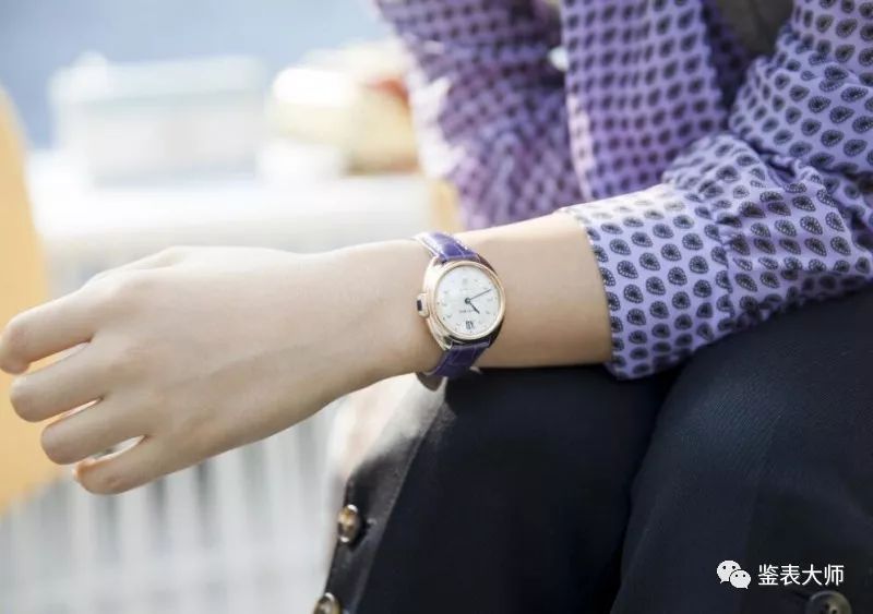 卡地亚36mm女表皮带蓝气球带日历,卡地亚蓝气球镶钻女表33mm皮表带