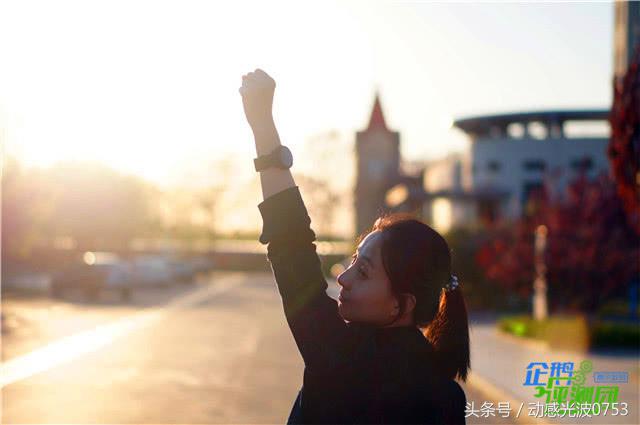 又是0元购！云联惠后1399的斐讯W2智能手表还敢入坑么？深度评测