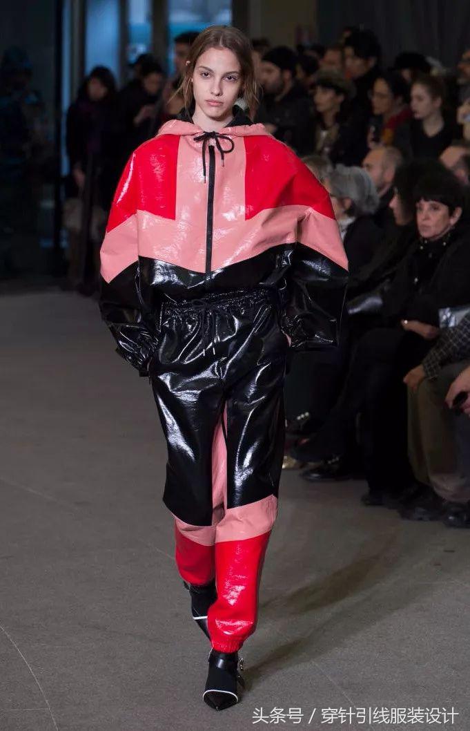 流行跑步运动套装,洋气时尚潮流设计师款运动套装