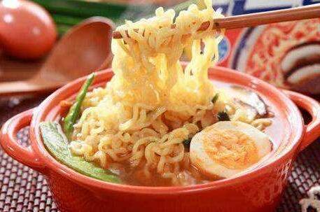 怀孕想吃辣的怎么做,孕妇吃泡面的妙招