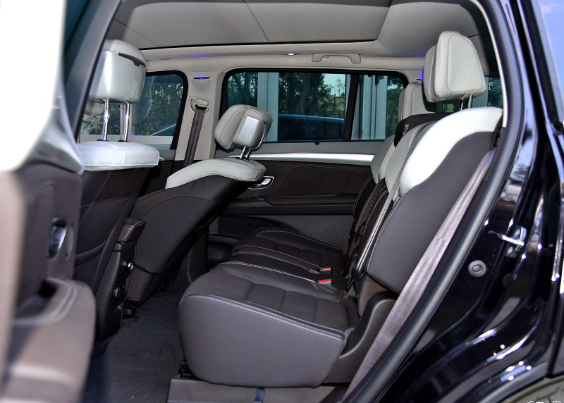 雷诺风景是进口的吗,雷诺风景二代汽车2.0