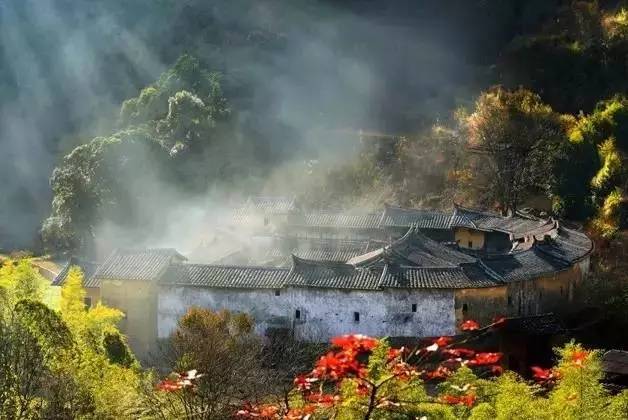 福建土楼为什么令人叹为观止,福建土楼最吸引人的地方