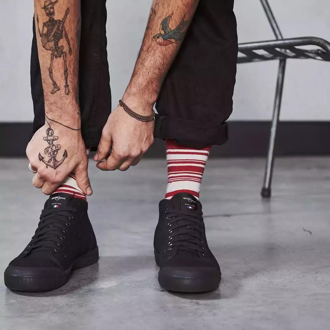 超火爆的潮流帆布鞋你值得拥有,扔掉不要的帆布鞋