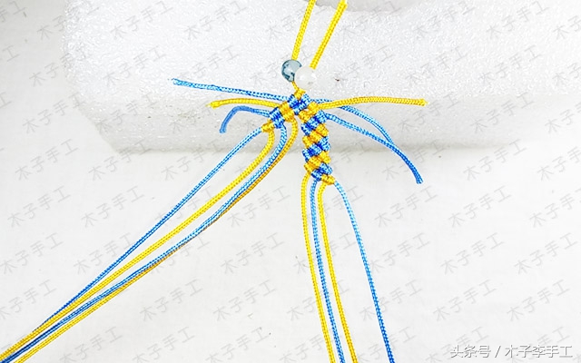 小爱心手链编织视频,女生红绳手链编辑教程