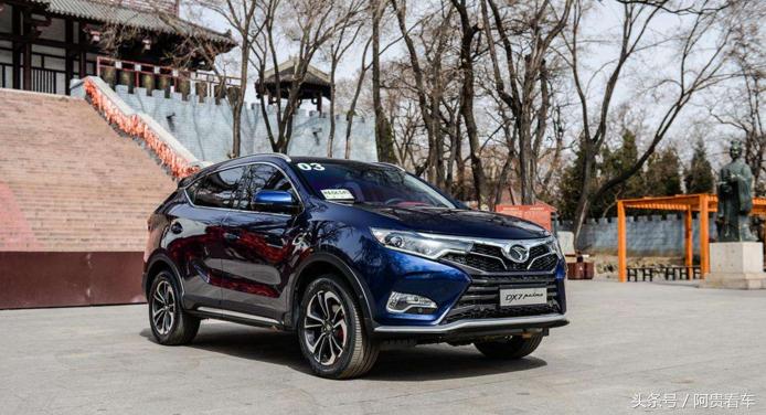 这智能联网SUV不到15万，配10寸屏幕，送3年流量，还买荣威RX5？