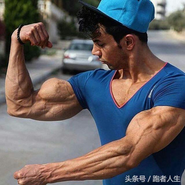 增肌应该吃乳清蛋白还是增肌粉,增肌该吃多还是吃少