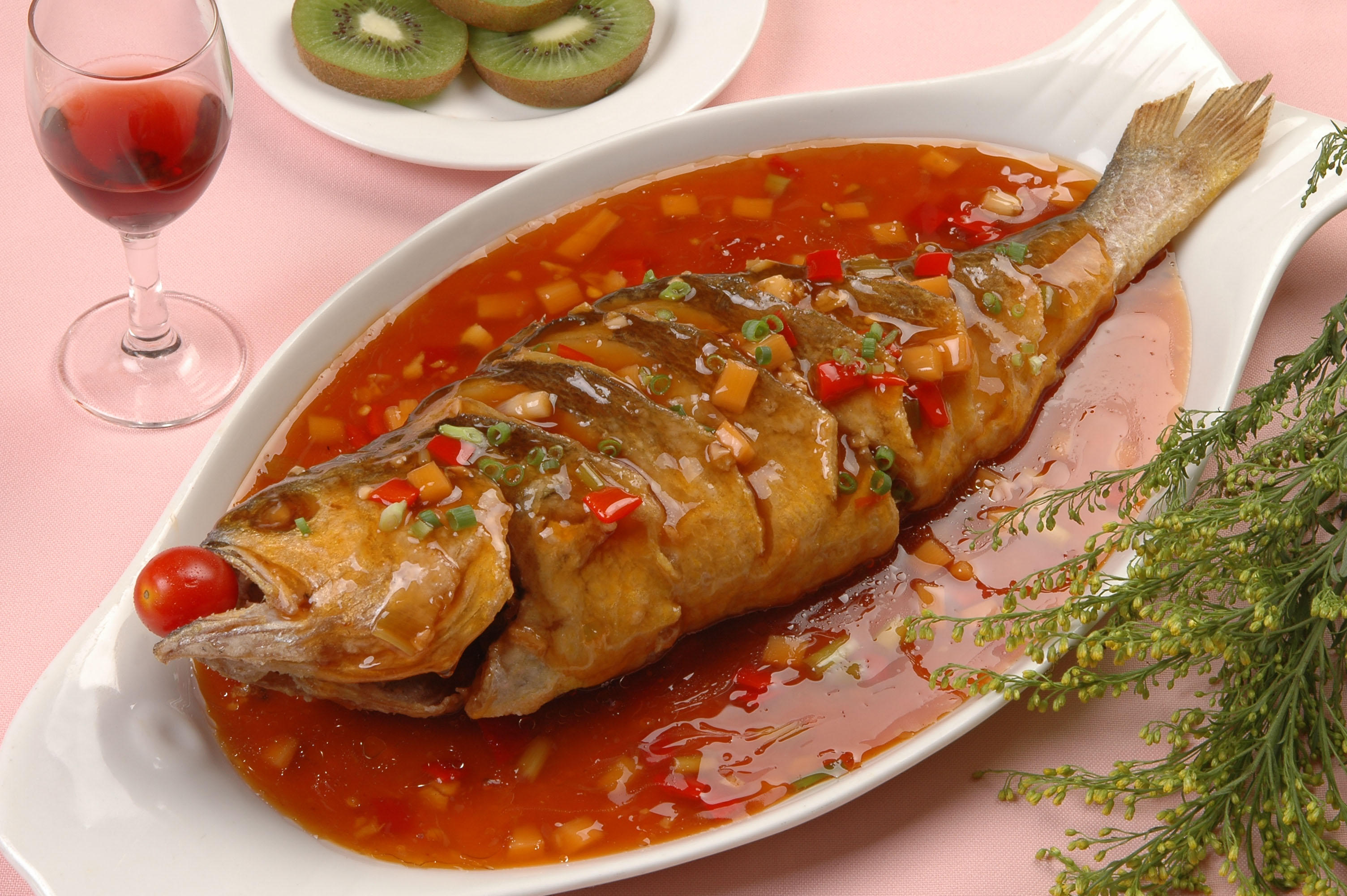 最好吃的烤鱼做法教程及配方,正宗烤鱼的做法和配方视频