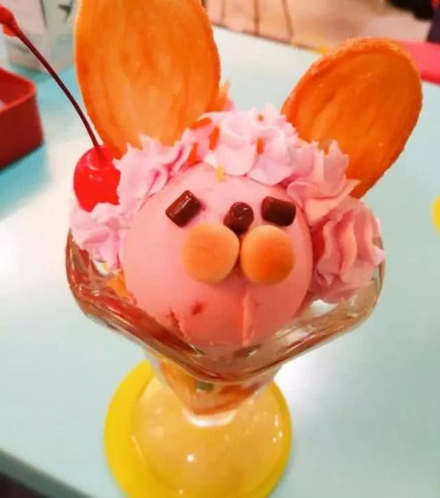 鏃ユ湰鐪熸鐨勫コ浠嗗挅鍟″巺,鏃ユ湰鐗硅壊椁愬巺濂充粏