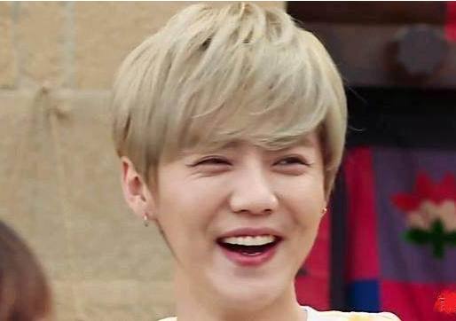 盘点被鱼尾纹害惨了的明星们，王凯满脸褶，杨幂一笑皮都松了！