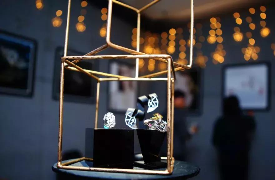 戒指推荐小众手控,粗短的手型适合的戒指