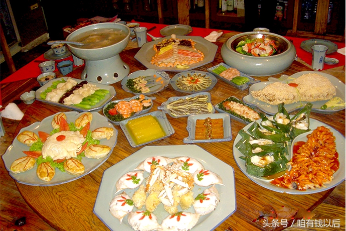 出门在外旅行美食必不可少,不在一个地方却能吃上当地美食