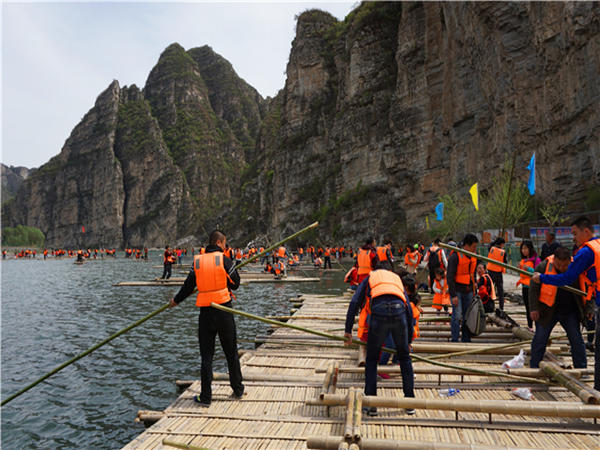 高山漂流完整版,高山悬崖漂流