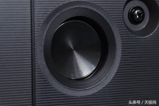 32寸ai智慧语音全面屏顶配电视,海信电视e72a