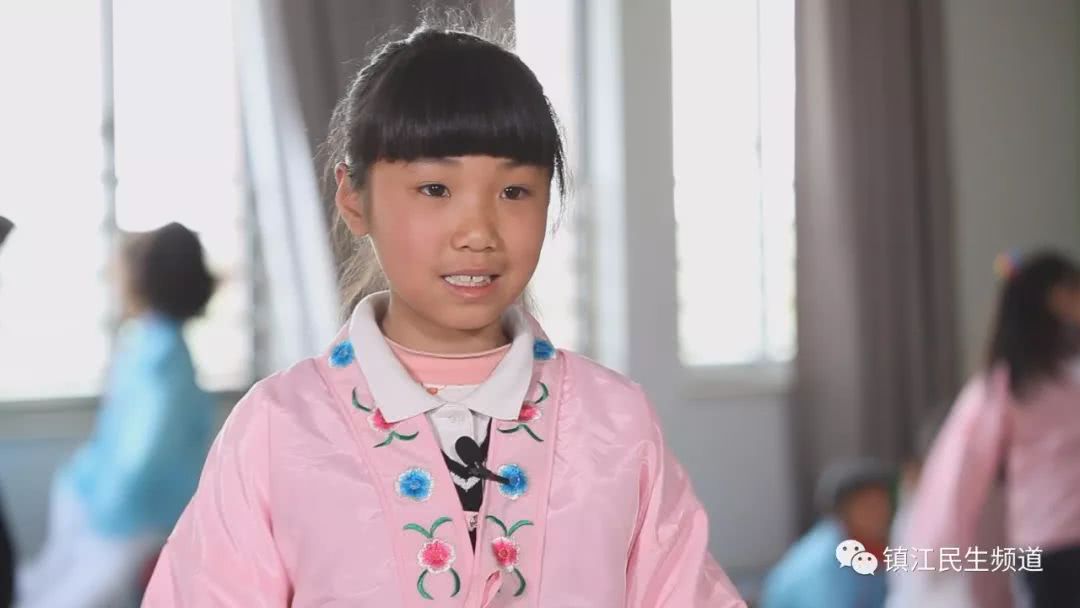 足球、腰鼓等30几个校级社团！这所学校的孩子，长大一定是全才吧