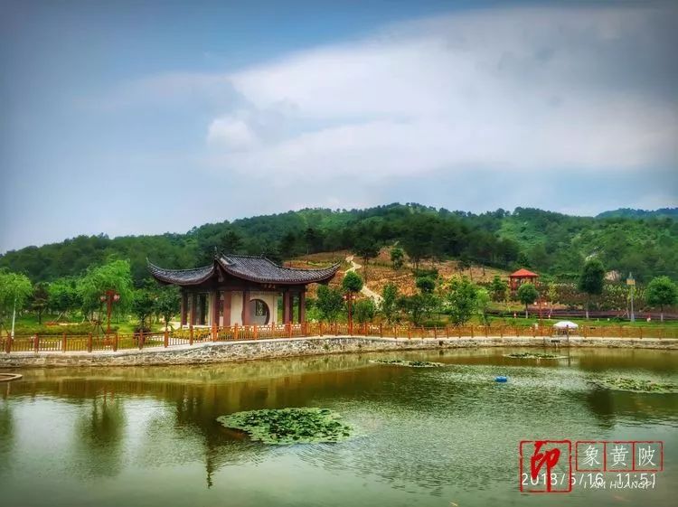 黄陂好景何处觅，火塔公路几十里