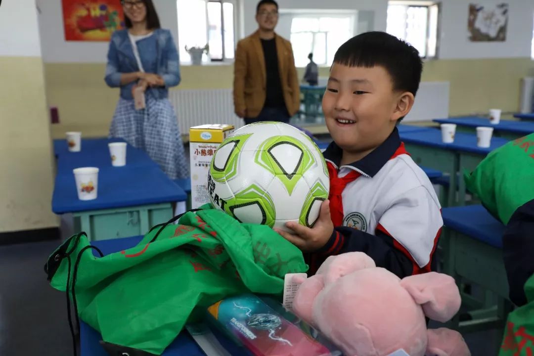 六一儿童礼物爱心,六一儿童爱心礼包