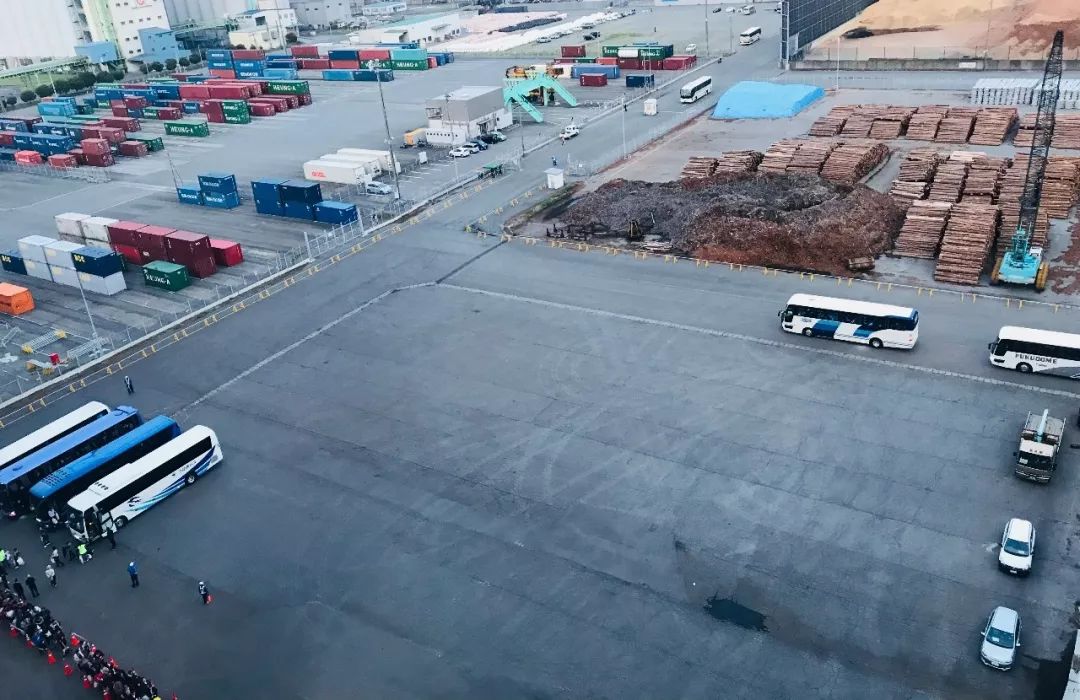 海洋量子号邮轮参观,海洋量子号邮轮航行航拍视频