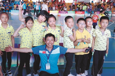 校园跳绳小学,智慧校园跳绳